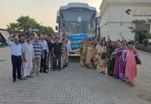 श्री जय मुनि जी महाराज के दर्शन हेतु गुरुग्राम संघ का आगरा प्रवास